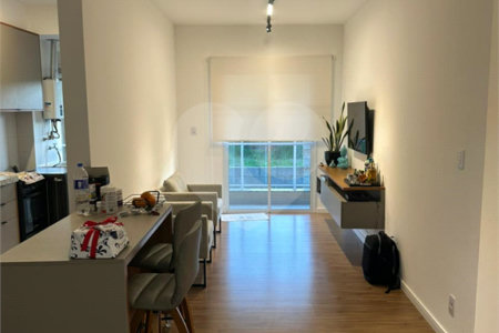 Apartamento à venda com 2 quartos, sendo 1 suíte, em Bairro do Cambará, São Roque, SP