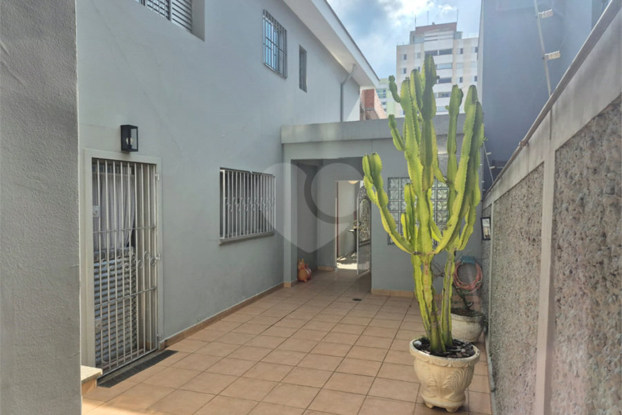 Sobrado à venda com 4 quartos, sendo 1 suíte, em Vila Guilherme, São Paulo, SP