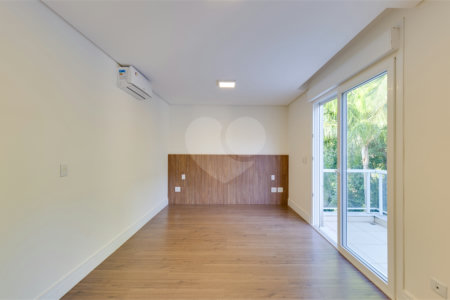 Casa à venda com 4 suítes no condomínio Porto Fino, São Paulo - SP