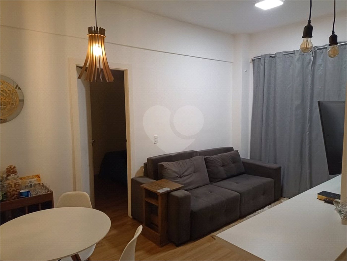 Apartamento à venda ou para alugar com 1 quarto em Granja Viana, Cotia, SP