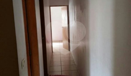 Sobrado à venda com 3 quartos, sendo 1 suíte, em Tremembé, São Paulo, SP