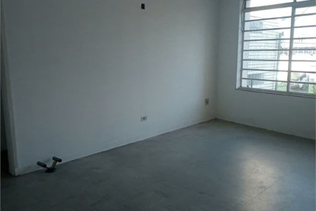 Sobrado à venda com 3 quartos em Vila Romana, São Paulo, SP