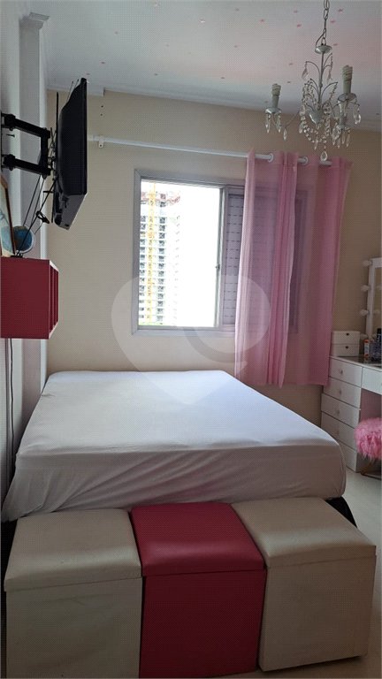 Apartamento à venda com 3 quartos, sendo 1 suíte,  em Vila Olímpia, São Paulo, SP