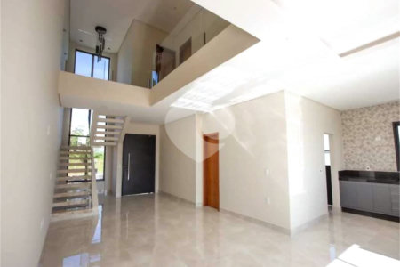 Casa à venda com 3 quartos, sendo 1 suíte, no condomínio Jardim Piemonte, Indaiatuba - SP