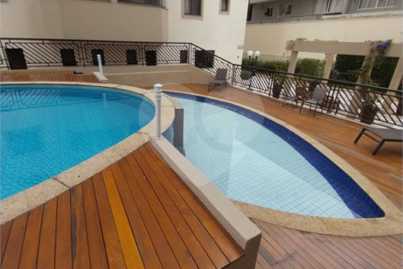 Apartamento à venda com 3 quartos, sendo 2 suítes,  em Vila Gilda, Santo André, SP