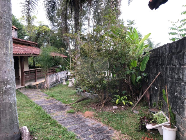 Casa Térrea à venda com 3 quartos, sendo 1 suíte,  em Olho D'água, Mairiporã, SP