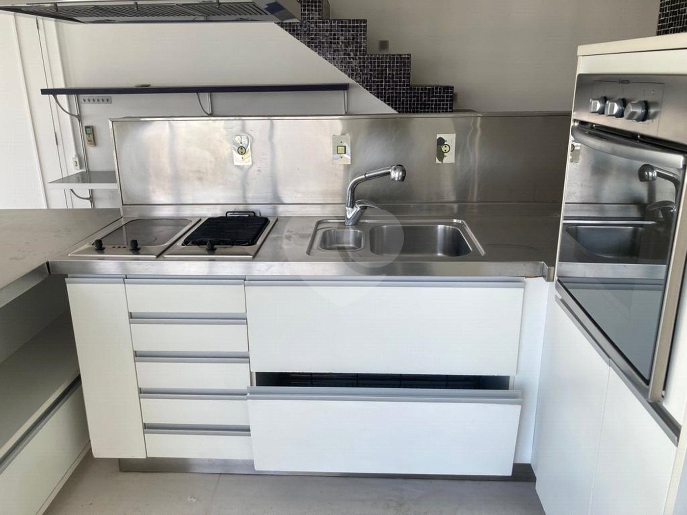 Duplex à venda ou para alugar com 1 suíte em Vila Madalena, São Paulo, SP