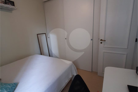 Apartamento à venda com 2 quartos em Moema, São Paulo, SP
