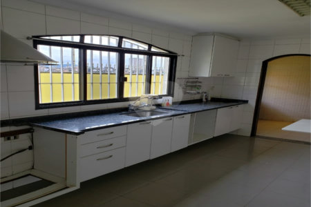 Sobrado à venda com 3 quartos, sendo 1 suíte, em Vila Maria Alta, São Paulo, SP