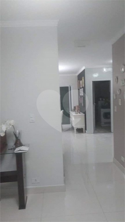 Casa à venda com 3 quartos, sendo 1 suíte,  no condomínio Forest Hills, Guarulhos - SP
