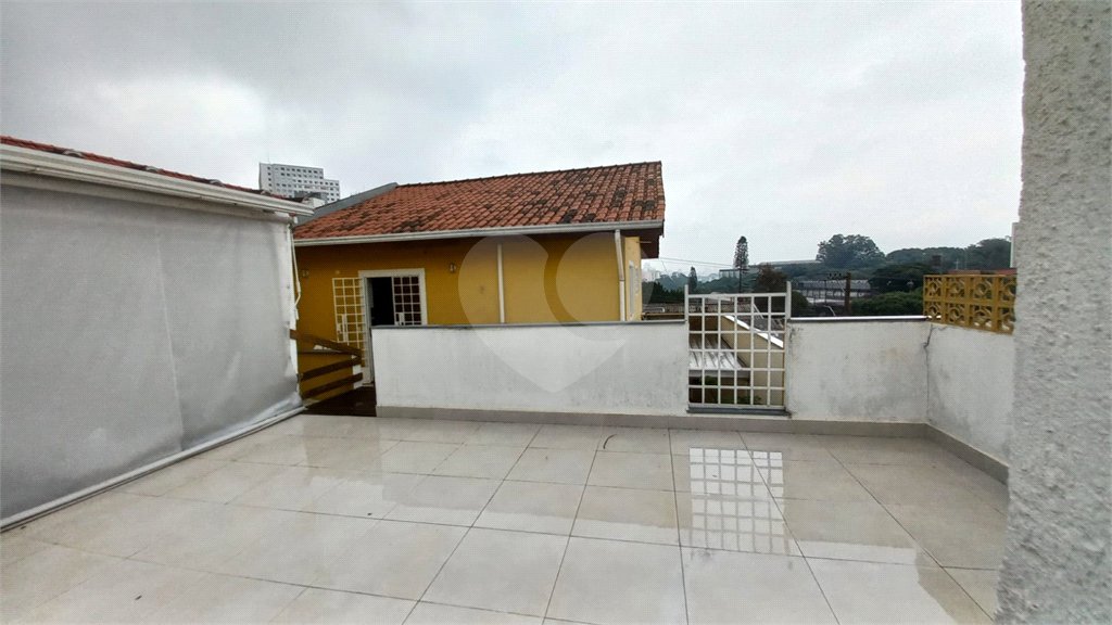 Sobrado à venda com 3 quartos, sendo 1 suíte, em Vila Gomes, São Paulo, SP