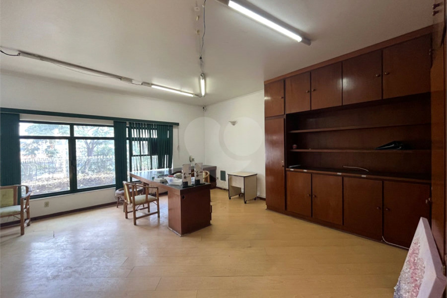 Sobrado à venda com 4 quartos, sendo 1 suíte, em Vila Guilherme, São Paulo, SP