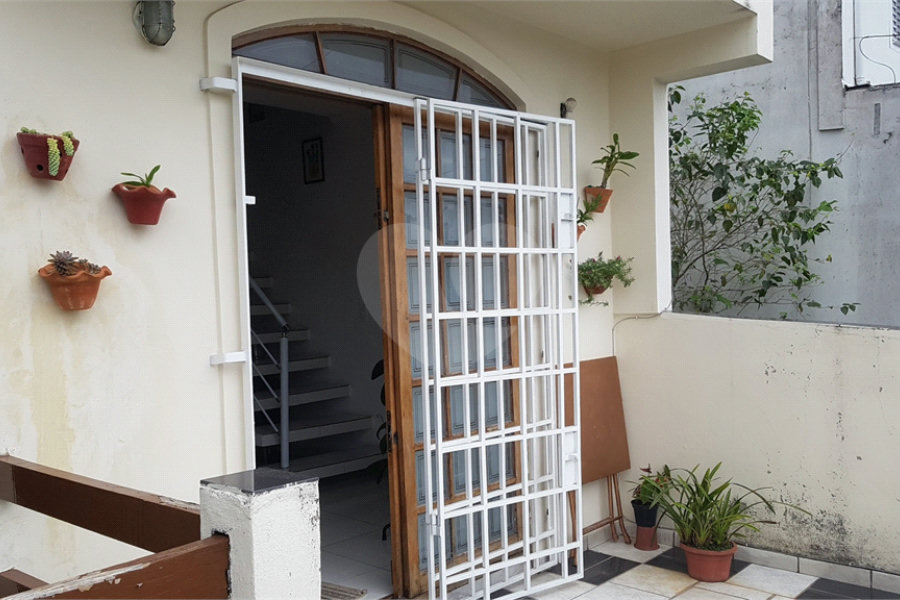 Sobrado à venda com 2 suítes em Tremembé, São Paulo, SP