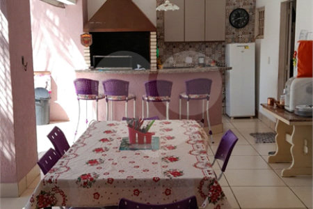 Casa à venda com 4 quartos, sendo 3 suítes, em Boa Esperança, Cuiabá, MT