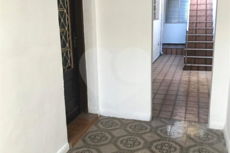 Sobrado à venda com 4 quartos, sendo 2 suítes, em Vila Aurora (zona Norte), São Paulo, SP