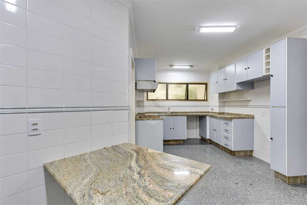 Apartamento à venda com 3 suítes em Granja Julieta, São Paulo, SP