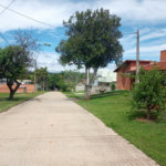 Casa à venda com 4 quartos, sendo 1 suíte,  no condomínio Village da Serra, Araçoiaba da Serra - SP