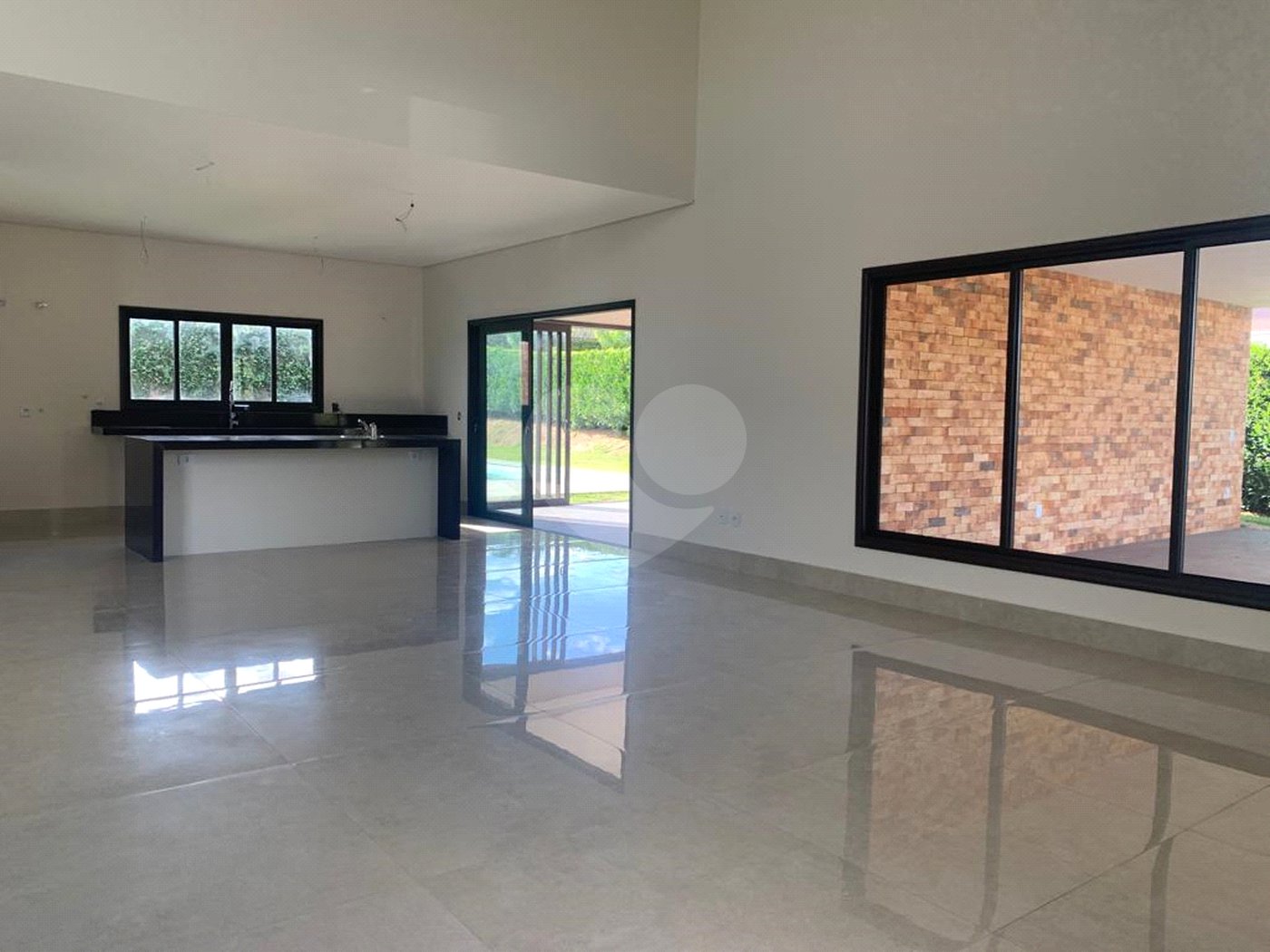 Casa à venda com 4 suítes no condomínio Lago Azul Residencial e Golfe, Araçoiaba da Serra - SP