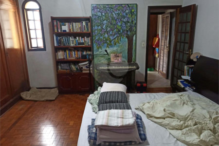 Casa à venda com 4 quartos, sendo 1 suíte, em Perdizes, São Paulo, SP
