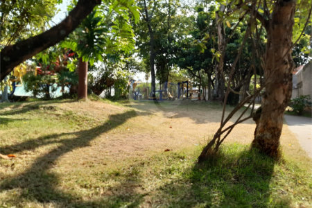 Casa Térrea à venda com 4 quartos em Vila Ernesto, São Paulo, SP