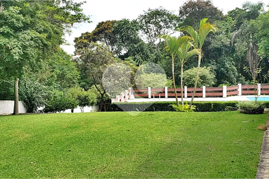 Casa à venda com 4 suítes no condomínio Alpes da Cantareira, Mairiporã - SP