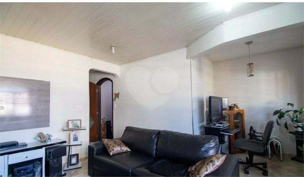 Casa à venda com 6 quartos, sendo 1 suíte, em Vila Matilde, São Paulo, SP