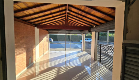Salão Comercial para alugar em Vila Thais, Atibaia, SP