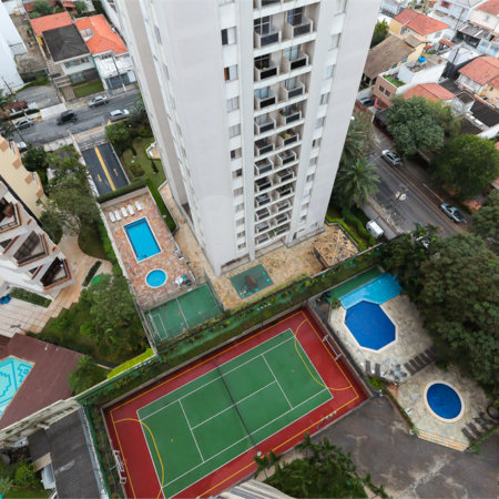 Apartamento à venda com 3 quartos, sendo 2 suítes, em Campo Belo, São Paulo, SP