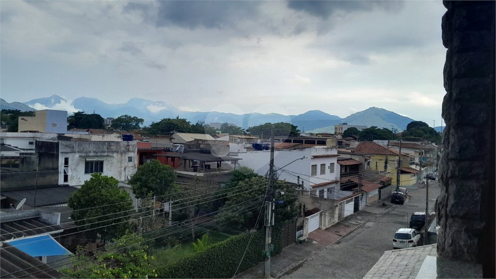 Casa à venda com 5 quartos, sendo 2 suítes, em Campo Grande, Rio de Janeiro, RJ