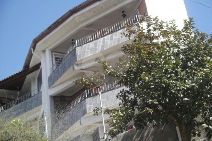 Sobrado à venda com 3 quartos, sendo 1 suíte, em Tucuruvi, São Paulo, SP