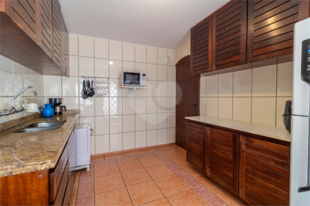 Casa de Vila à venda com 4 quartos, sendo 2 suítes, em Alto da Boa Vista, São Paulo, SP