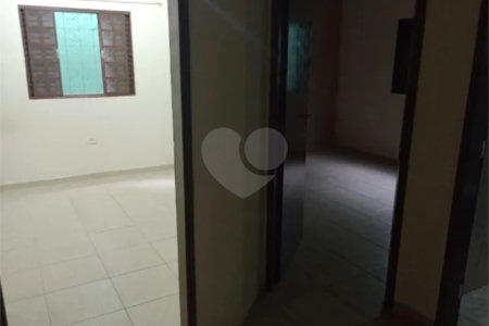 Casa à venda com 3 quartos em Jardim Santa Júlia, São José dos Campos, SP