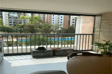 Apartamento à venda com 3 quartos, sendo 1 suíte, em Cidade São Francisco, São Paulo, SP