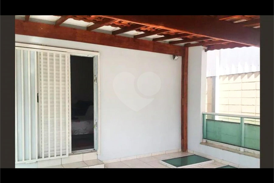 Sobrado à venda com 3 quartos, sendo 1 suíte, em Vila Prudente, São Paulo, SP