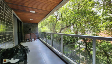 Apartamento à venda com 4 quartos, sendo 1 suíte,  em Tijuca, Rio de Janeiro, RJ