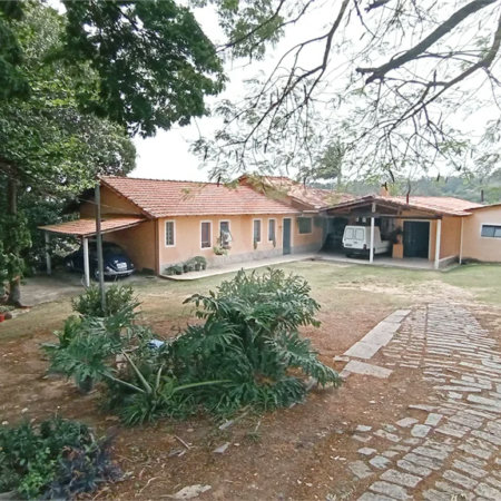 Chácara à venda em Vinhedo/SP.