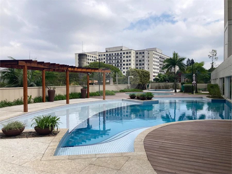 Apartamento para alugar com 4 quartos, sendo 2 suítes, em Jardim Marajoara, São Paulo, SP
