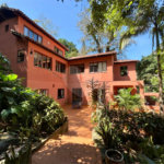 Casa à venda com 4 quartos, sendo 1 suíte, em Lagoa, Rio de Janeiro, RJ