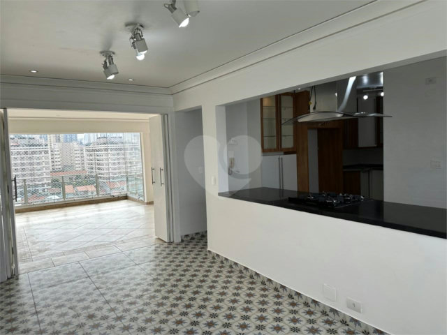Apartamento para alugar com 3 suítes em Santana, São Paulo, SP