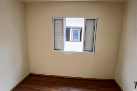 Sobrado à venda com 3 quartos em Vila Mazzei, São Paulo, SP