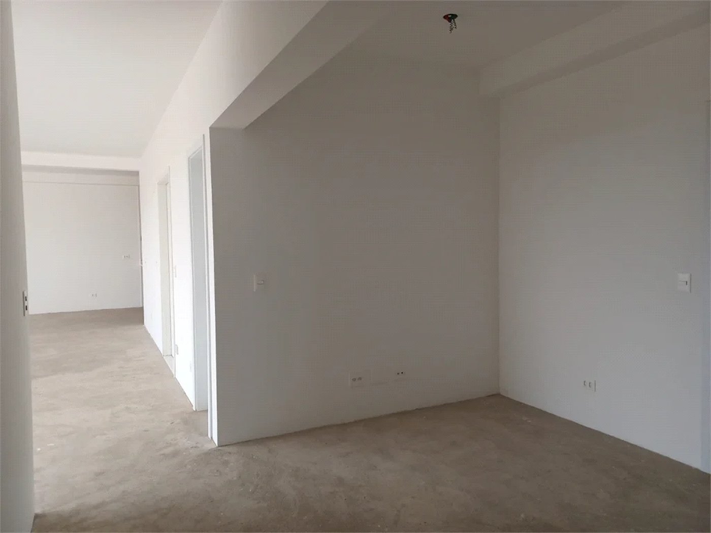 Apartamento à venda com 4 suítes em Real Parque, São Paulo, SP