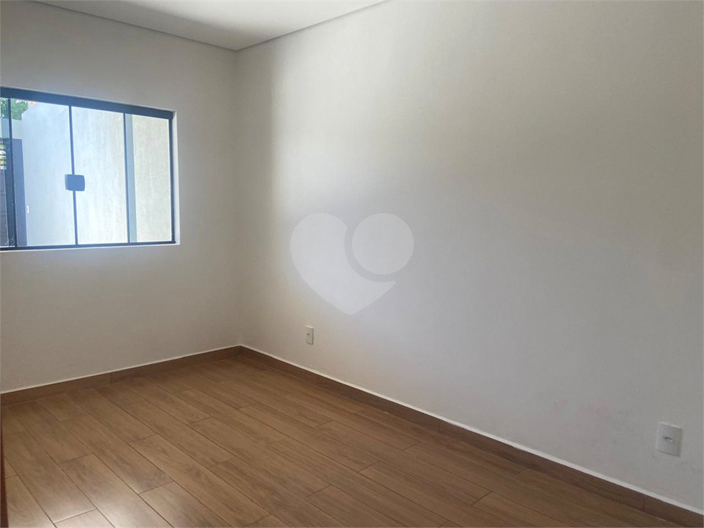 Casa à venda com 2 quartos, sendo 1 suíte, em Residencial Jardim Nathália, Sorocaba, SP