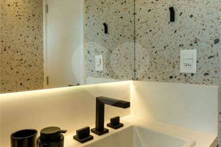 Apartamento à venda com 3 quartos, sendo 1 suíte,  em Vila Anastácio, São Paulo, SP