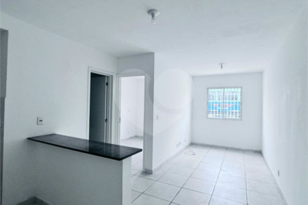 Apartamento para alugar com 1 quarto em Jardim Vila Galvão, Guarulhos, SP