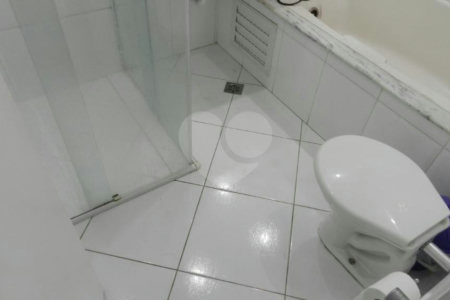 Sobrado à venda com 3 suítes em Brooklin, São Paulo, SP