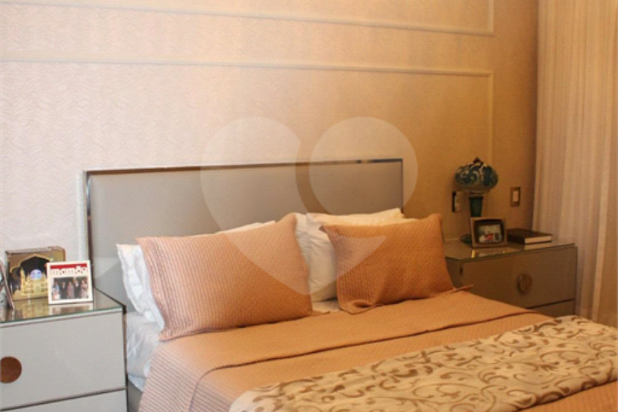 Apartamento à venda com 4 suítes em Santana, São Paulo, SP