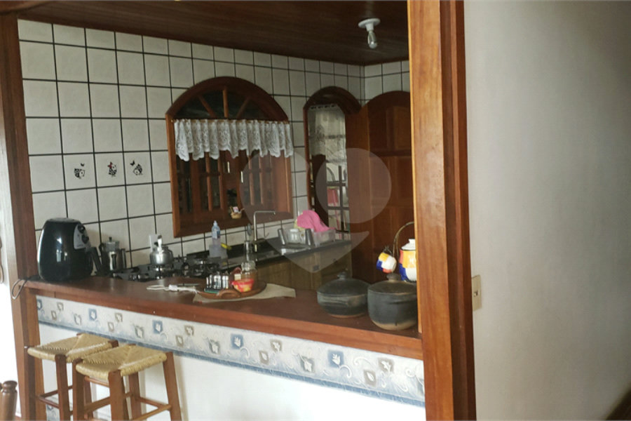 Casa à venda com 4 quartos, sendo 1 suíte, em Serra da Cantareira, Mairiporã, SP