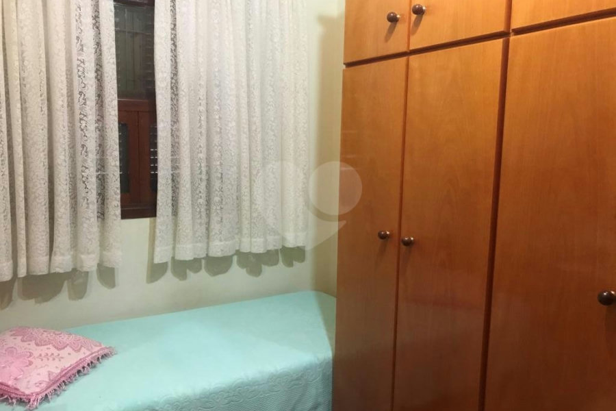 Sobrado à venda com 2 quartos em Santa Terezinha, São Paulo, SP