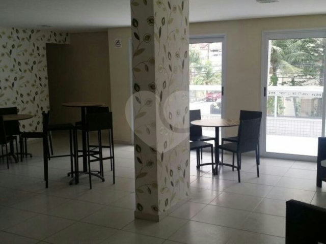 Apartamento à venda com 2 quartos, sendo 1 suíte,  em Canto do Forte, Praia Grande, SP