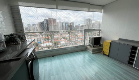 Apartamento à venda com 2 quartos, sendo 1 suíte,  em Chácara Santo Antônio (zona Sul), São Paulo, SP